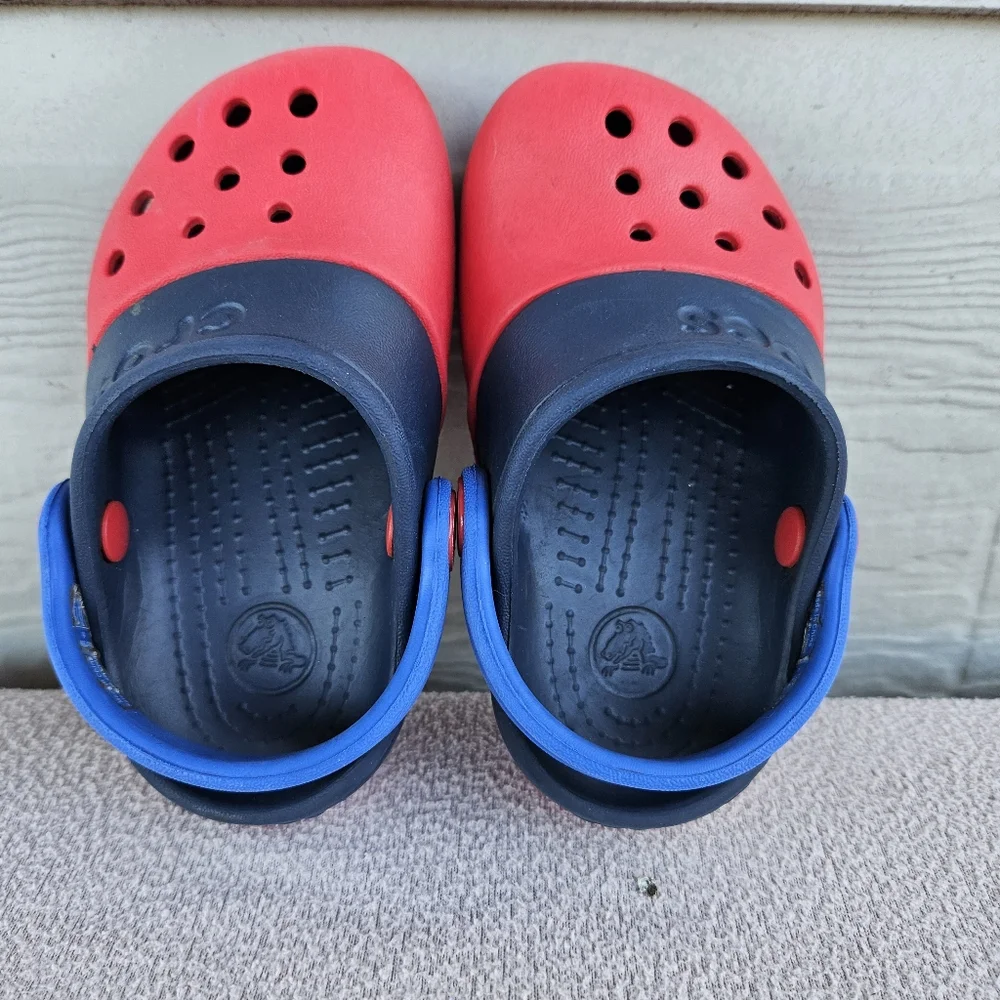 Crocs Electro II Clog Toddle SZ 6 Slip-On Red Navy Blue Water Patriotic